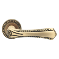 SISSI Lever Handle On Round Rose in Pat