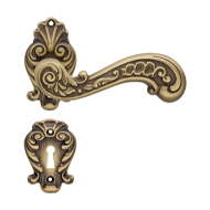 Barocco Lever Handle on Decorative Rose